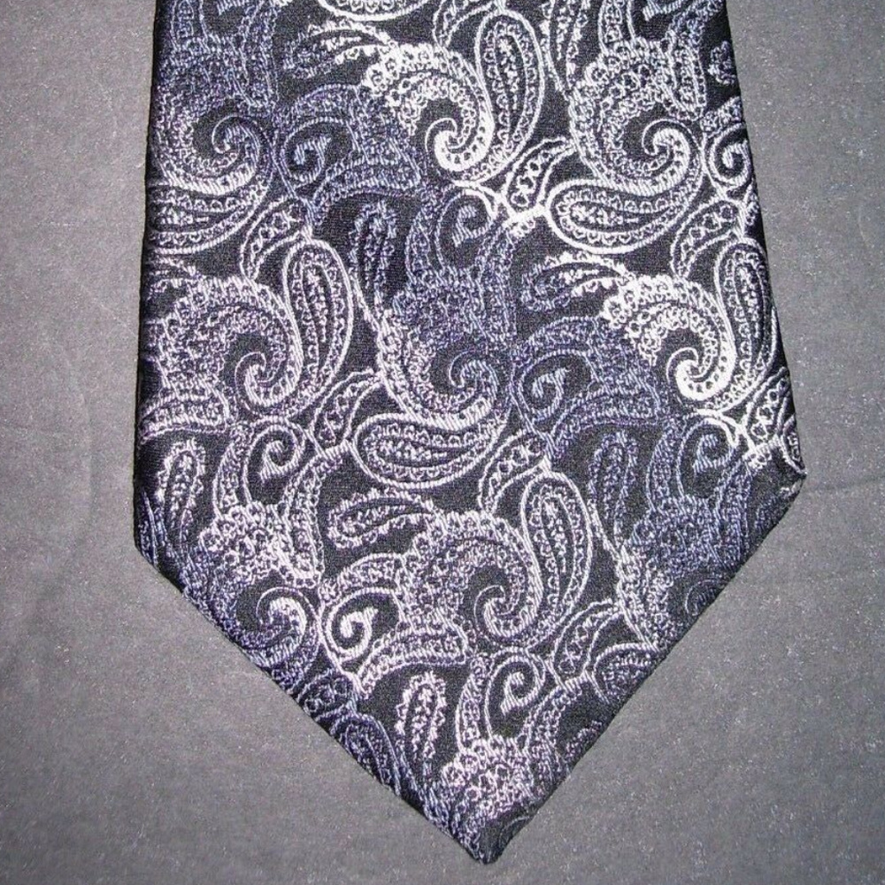 Geoffrey Beene GBNY Mens Dress Suit Neck Tie